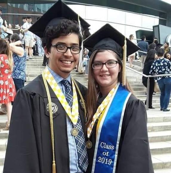 Catherine Schlueter - Poshmark Profile Picture of Catherine Schlueter (@catherineschlue) on Poshmark