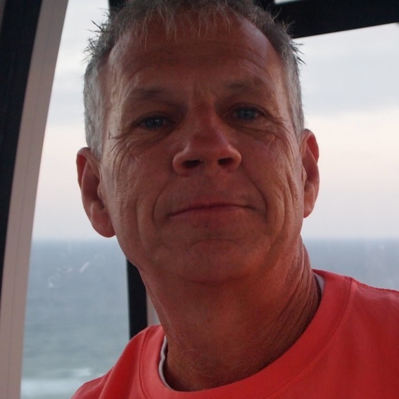 Profile Picture of David Gilmore (@dgilmore1955) on Poshmark