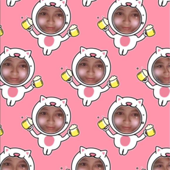 Profile Picture of Julieth Gonzalez (@july2007) on Poshmark