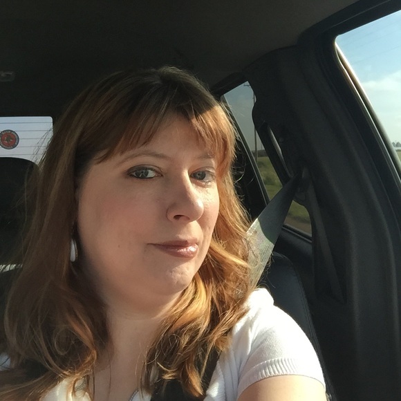 Profile Picture of Kristi Duncan (@kristip40) on Poshmark