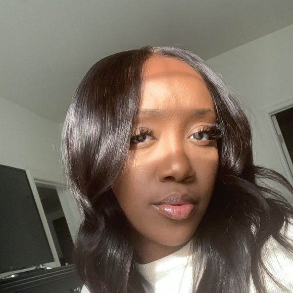 Profile Picture of Tamara Freeman (@tfreeman31) on Poshmark