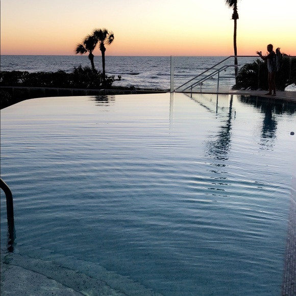 Profile Picture of Brigid Casey (@brigcasey) on Poshmark