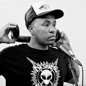 Profile Picture of Jeffery Da'Shade Johnson (@DaShadeJohnson) on Youtube