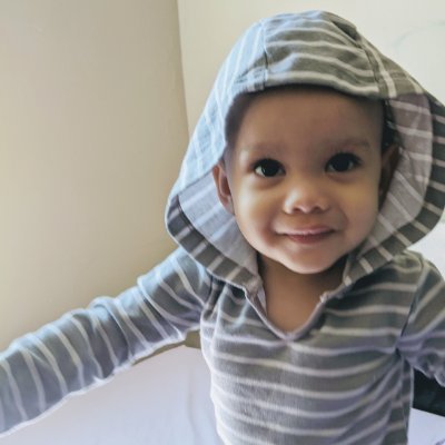 Profile Picture of Roxy Hall (@RESIST120780) on Twitter