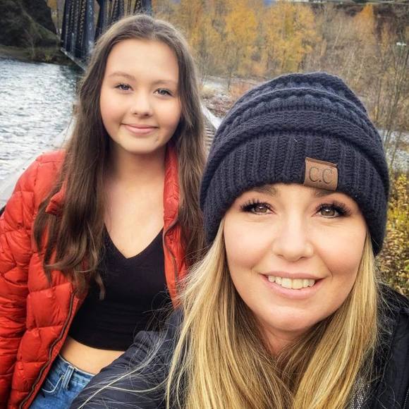 Profile Picture of Jozlynn Gianino (@jozlynngianino) on Poshmark