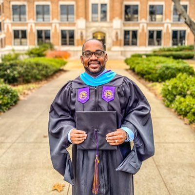 Profile Picture of Jonathan H. Gilbert (@CoachJHGilbert) on Twitter