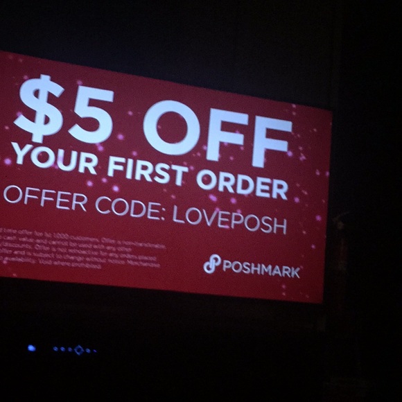 Profile Picture of Elizabeth Fontenot (@fontenot1985) on Poshmark