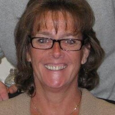 Profile Picture of Maureen _ Caulfield (@5_maureen) on Twitter