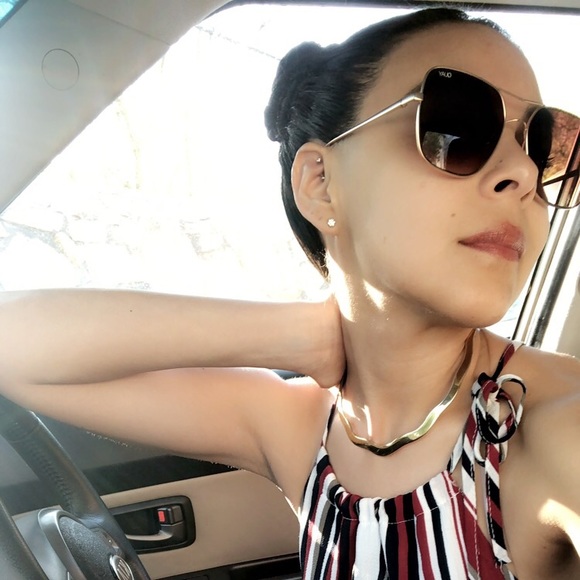 Profile Picture of Nancy Leanos (@nleanoos) on Poshmark