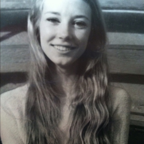 Profile Picture of Gabriella Kimmerly (@gkimmerly) on Poshmark