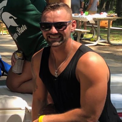 Profile Picture of Jacob Crowley (@OrdinaryClone) on Twitter