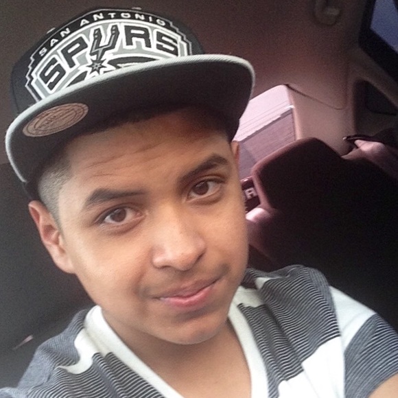 Profile Picture of Nestor Garcia (@jrg931) on Poshmark
