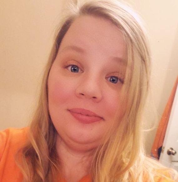 Profile Picture of Krystal Nabors (@krystalnabors) on Poshmark
