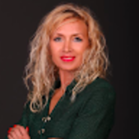 Lana Panfilova - Poshmark Profile Picture of Lana Panfilova (@lanapanfilova) on Poshmark