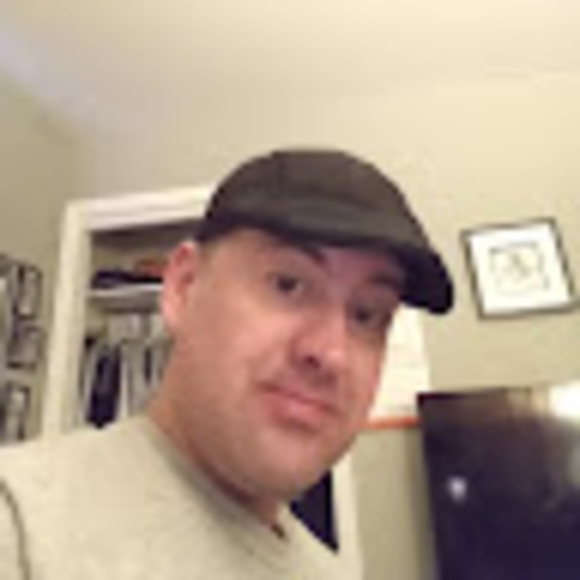 Profile Picture of Randy Stevens (@randystevens843) on Poshmark