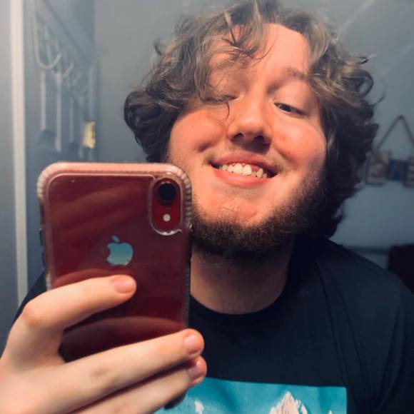 Profile Picture of Brendan Coomey (@brendancoomey) on Poshmark