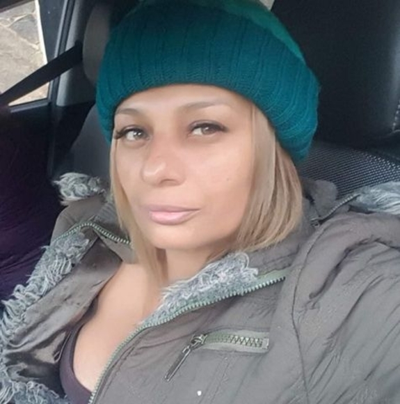 Profile Picture of Alessandra Ujueta (@pi195919) on Poshmark
