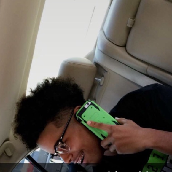 Profile Picture of Kenneth Griggs (@freshness132) on Poshmark