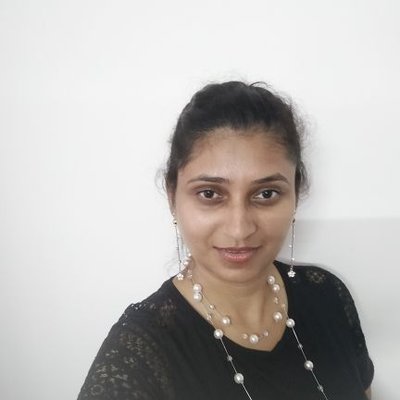 Profile Picture of Priya Joshi (@priyalopes) on Twitter