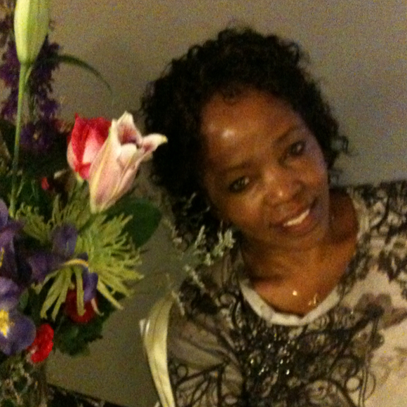 Profile Picture of Helen Kinyanjui (@hewaki) on Poshmark
