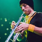 Profile Picture of wack ass crystal prison (@fallenpilots) on Instagram