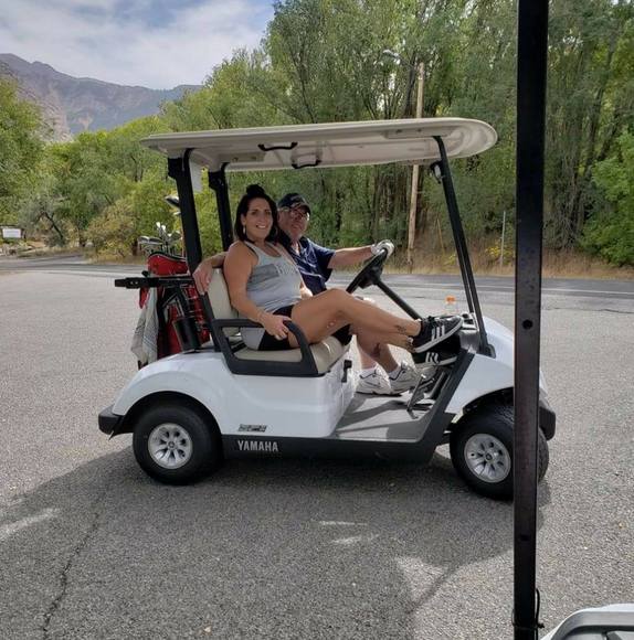 Profile Picture of Mindy Kizziar (@mirandahair4u) on Poshmark