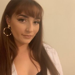 Profile Picture of Amelia R D Stuart (@Amelia-R-D-Stuart) on Facebook
