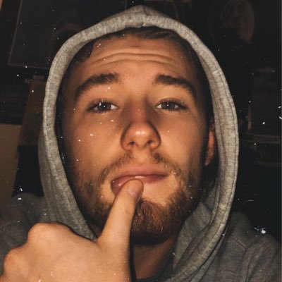 Profile Picture of Chris Hawe (@Townies__) on Twitter