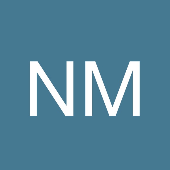 Profile Picture of Nina Moayer (@ninamoayer) on Poshmark