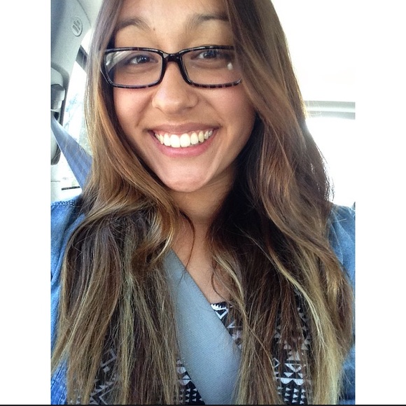 Courtney Werthman - Poshmark Profile Picture of Courtney Werthman (@courtney_dub) on Poshmark