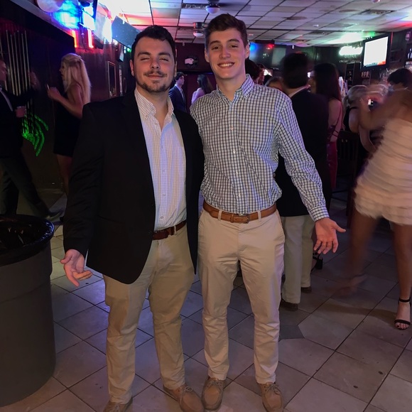 Profile Picture of Matthew Read (@mread7200) on Poshmark