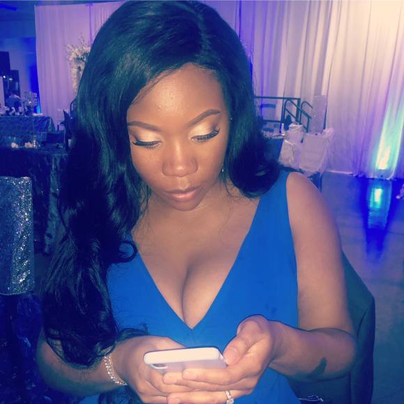 Profile Picture of Tiara Baldwin (@teeairrahb) on Poshmark