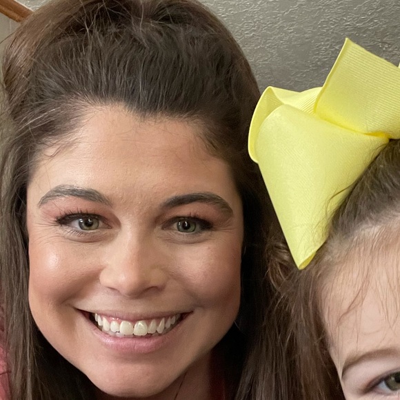 Heather Stepanski - Poshmark Profile Picture of Heather Stepanski (@hstepanski) on Poshmark