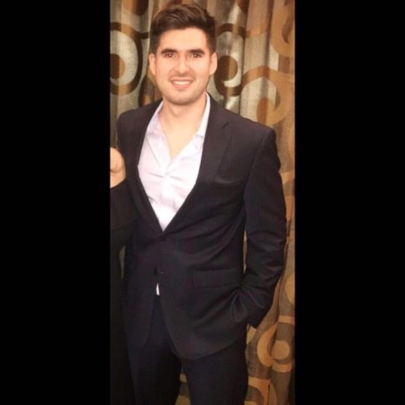 Profile Picture of Josh Munoz (@joshmunoz985) on Poshmark