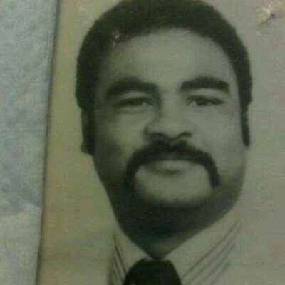 Profile Picture of Tony Sharp (@nooniesh1) on Twitter