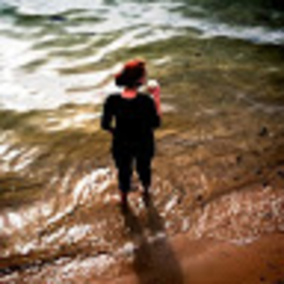 Profile Picture of Abigail Neuhoff (@abigailneuhoff) on Poshmark