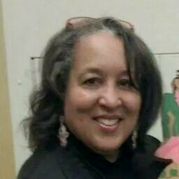 Profile Picture of Maureen Page (@mlpage435) on Poshmark