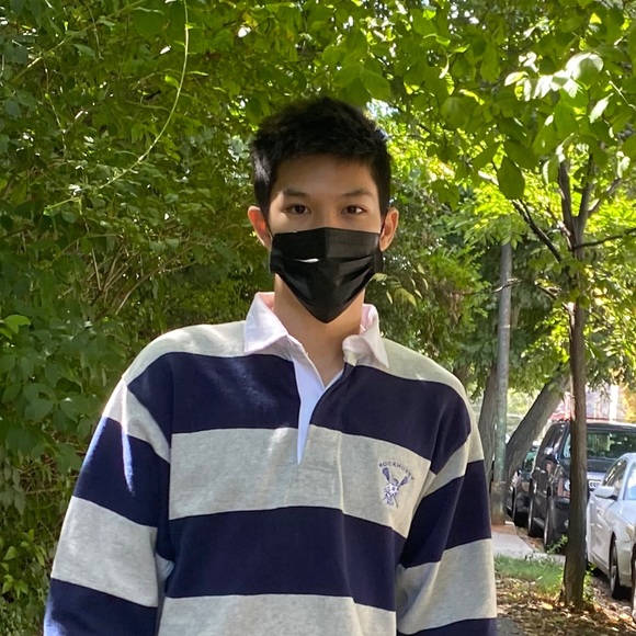 Profile Picture of Nicholas Louie (@nicholasl21) on Poshmark