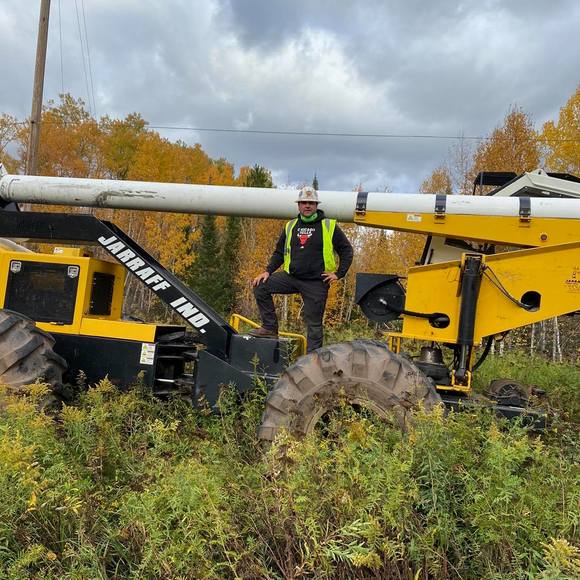 Profile Picture of Ted Claremboux (@crappiecat) on Poshmark