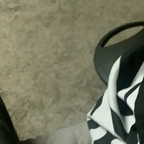 Profile Picture of Crystal Rowe (@rowecrystal) on Poshmark