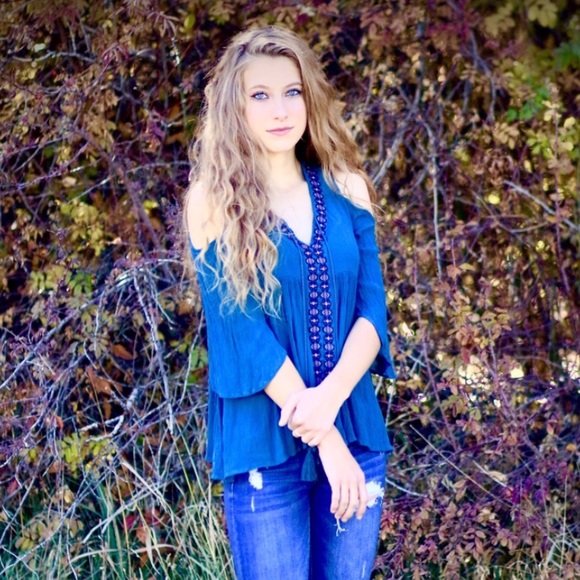 Profile Picture of Kylee Davis (@kyleedavis4) on Poshmark