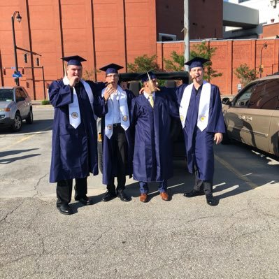 Profile Picture of Spencer Quinn (@Spencer_Quinn75) on Twitter