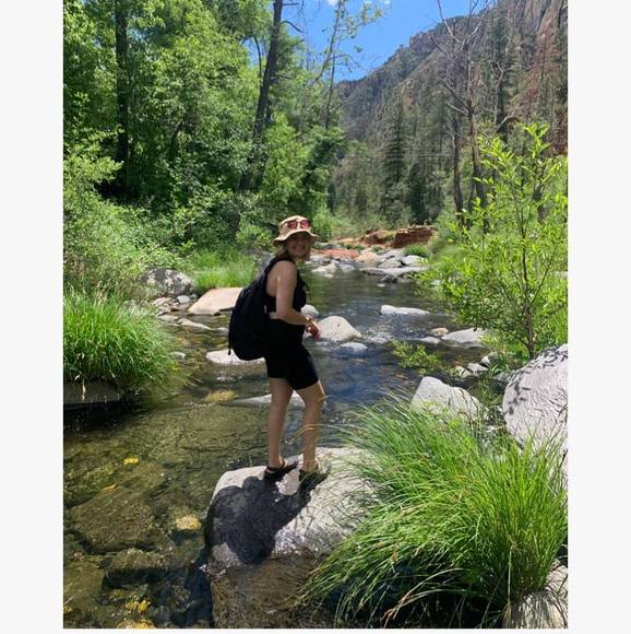 Profile Picture of Courtney Mester (@koatknee) on Poshmark