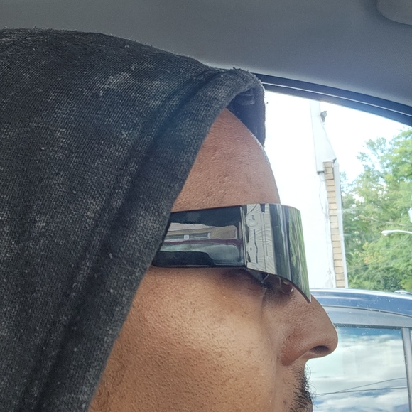 Profile Picture of Colonel Horton (@landlord776) on Poshmark