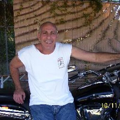 Profile Picture of Michael Montano (@monz56) on Twitter