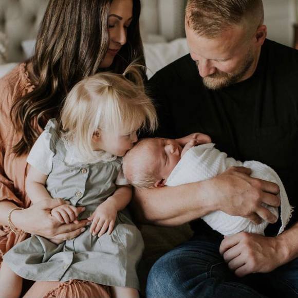 Profile Picture of Taryn Morrison (@tarynmorrison25) on Poshmark