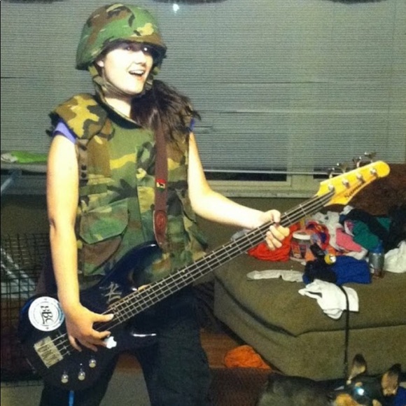 Profile Picture of Cassie Hoptry (@casshole30) on Poshmark