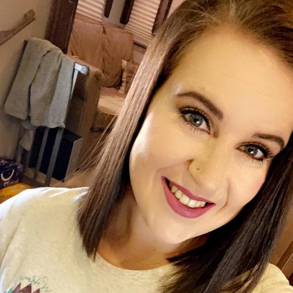 Profile Picture of Kori Finneman (@kfinneman1) on Poshmark