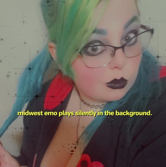 Profile Picture of Dorothy Antoniewicz (@djwi1) on Poshmark