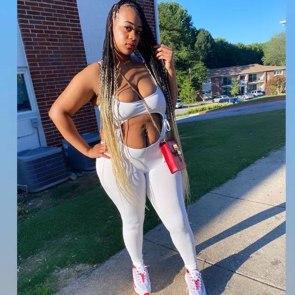 Profile Picture of Lucille Ball (@_lucilleball) on Poshmark